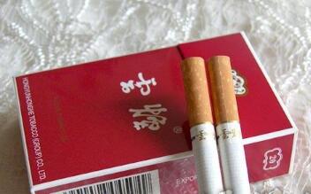 窗外烟花四溢